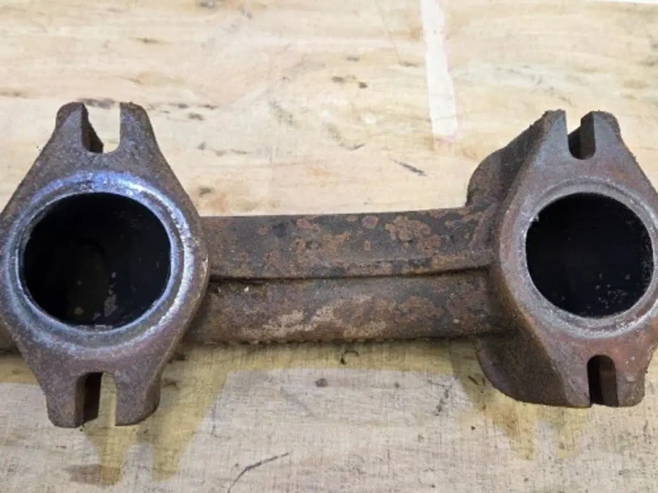 Billede 6 - Mercedes OM502LA Manifold A5421420601