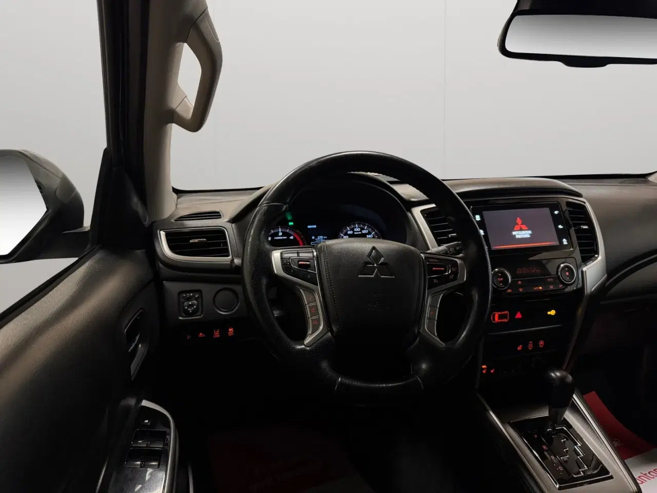 Billede 5 - Mitsubishi L200 2,2 DI-D Instyle Db.Kab aut.