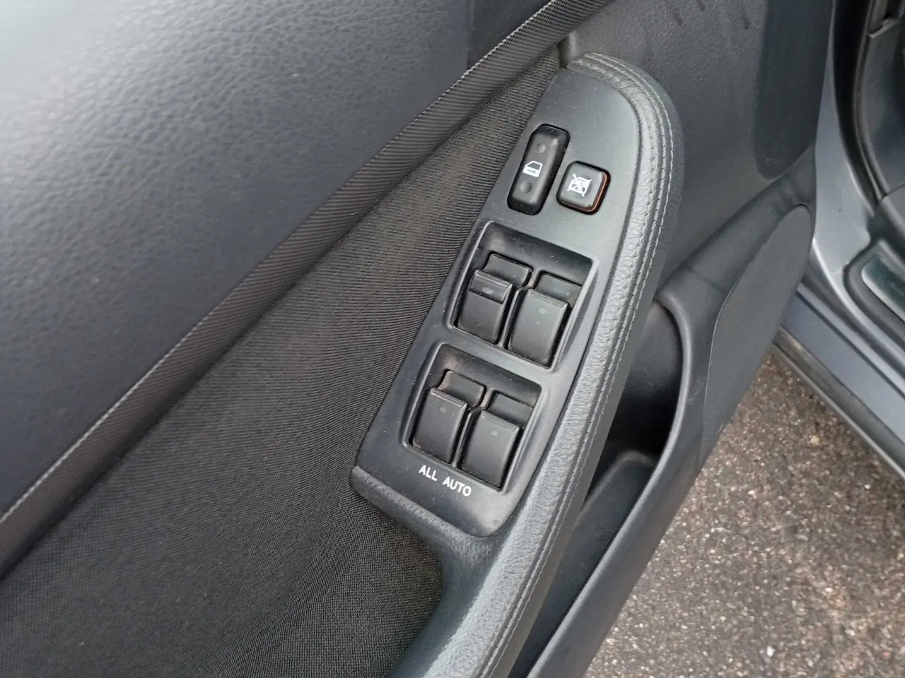 Billede 9 - Toyota Avensis Station 2,0 Benzin