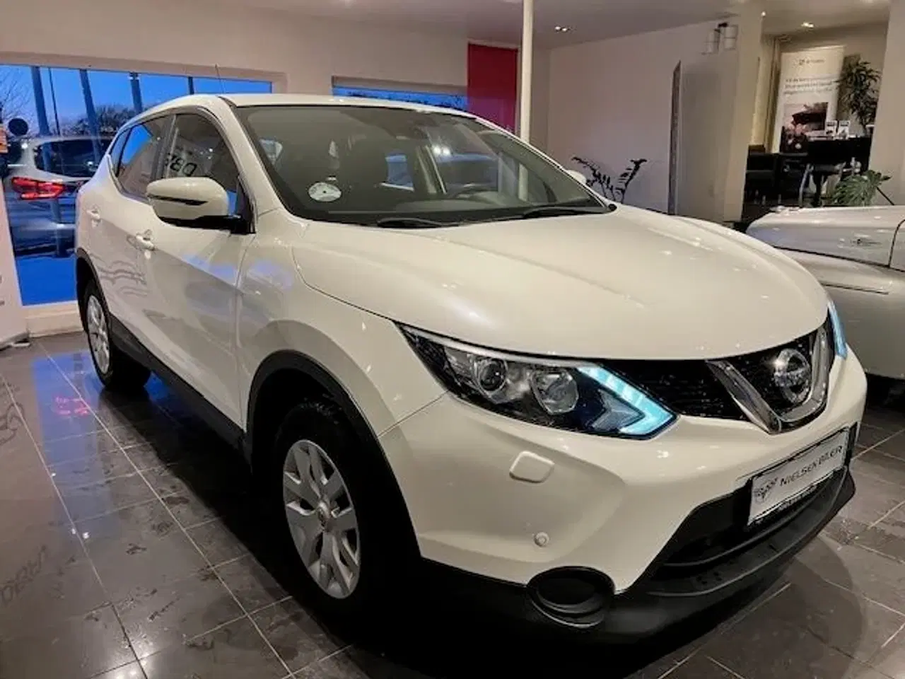 Billede 5 - Nissan Qashqai 1,2 Dig-T Visia 115HK 5d 6g