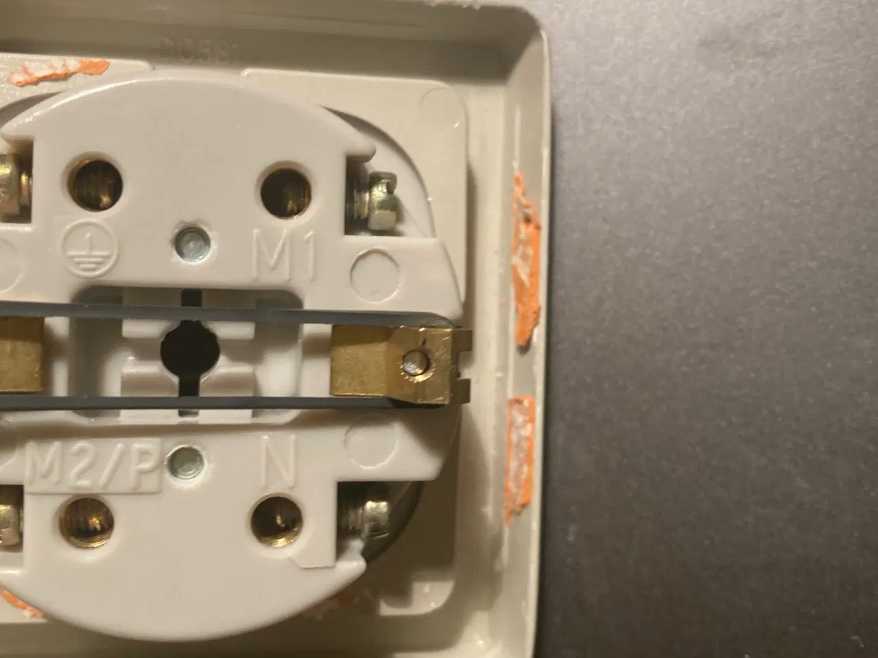 Billede 7 - Lampeudtag til væg