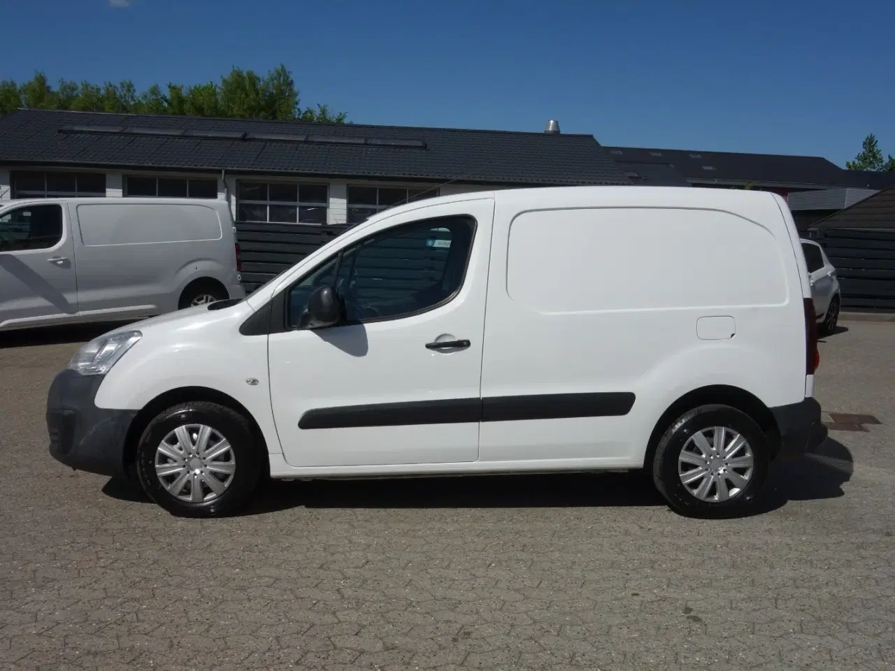 Billede 3 - Peugeot Partner 1,6 BlueHDi 100 L1 ESG Flex Van