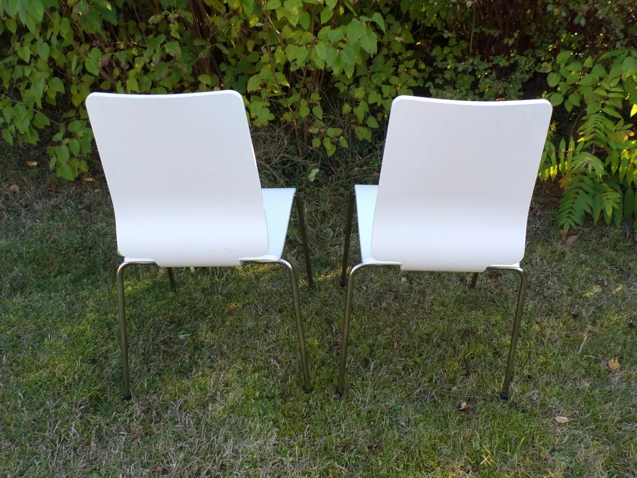 Billede 7 - 2 Gilbert spisebordsstole fra IKEA hvid træ