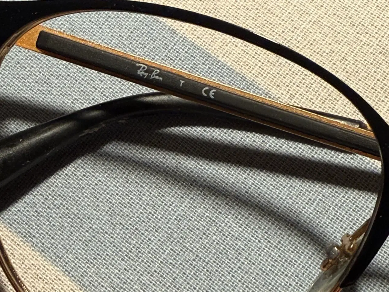 Billede 3 -  Superlækre Brille stel. Ray Ban. Nye,