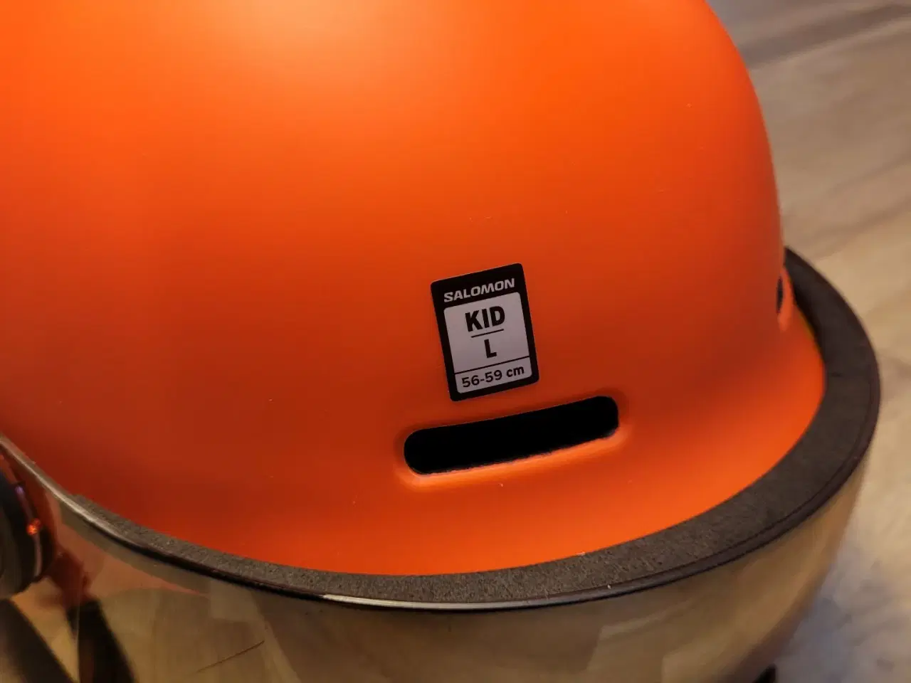 Billede 1 - Salomon skihjelm med visir