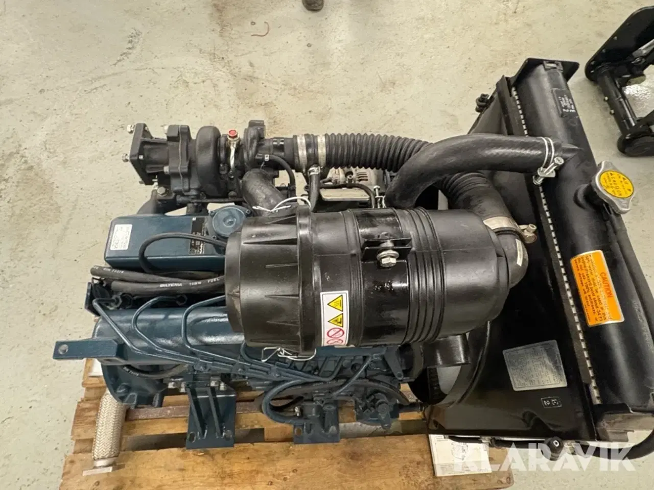 Billede 6 - Motor med køler Kubota V2403-3