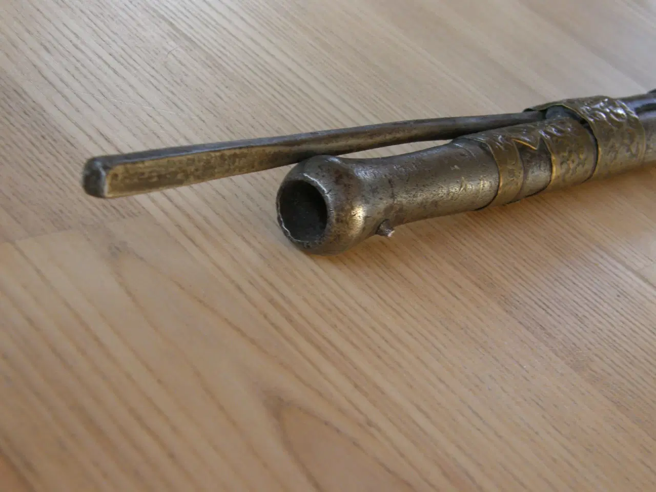 Billede 7 - Antik flintelåsgevær.