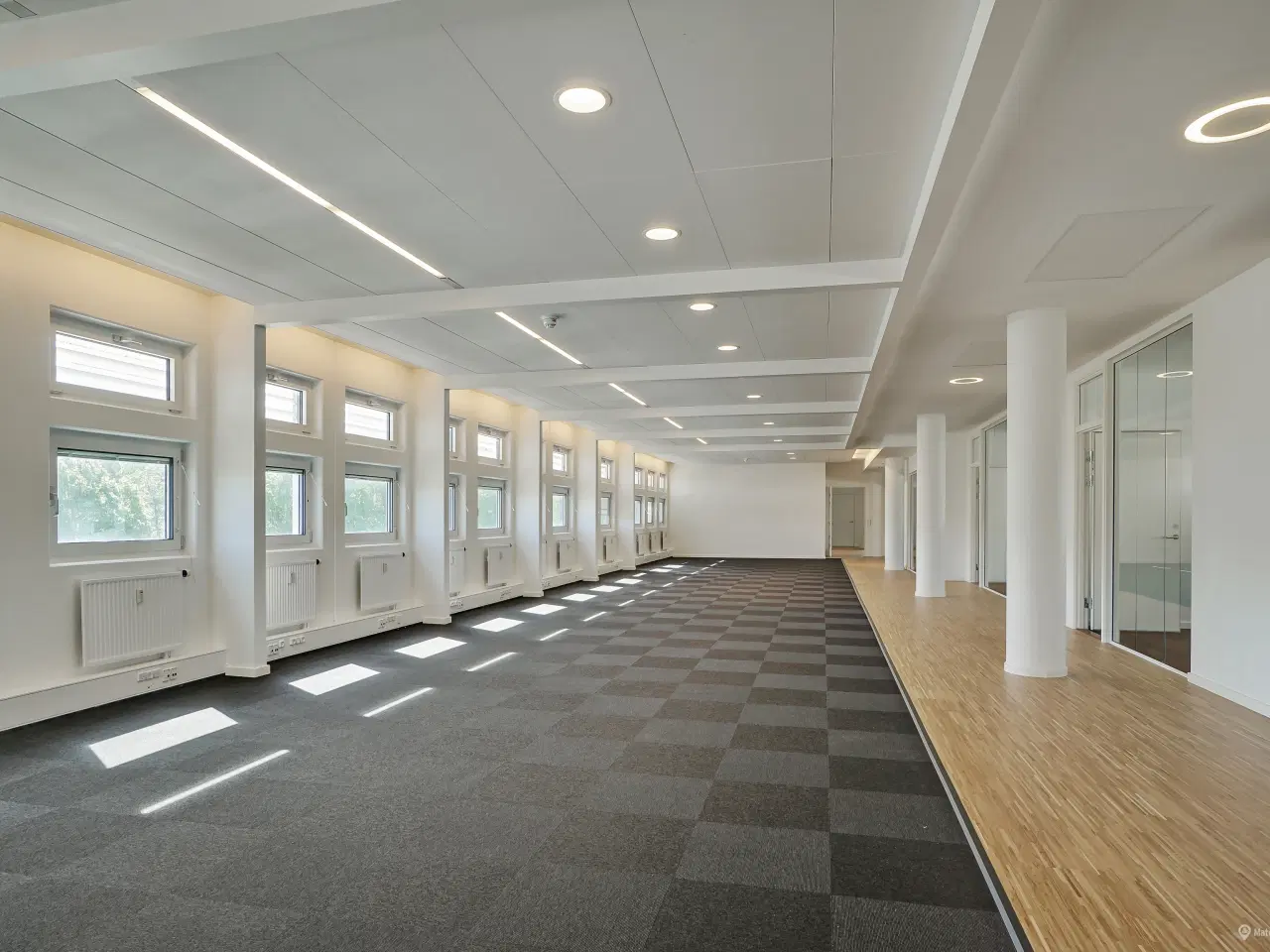 Billede 30 - Lyse og moderne kontorlokaler med rå kant
