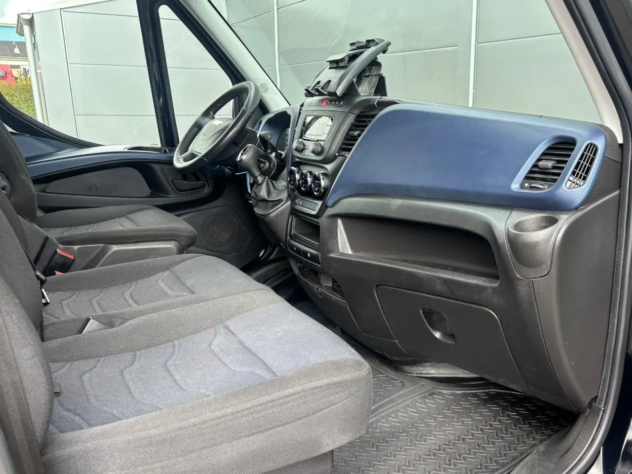 Billede 20 - Iveco Daily 3,0 35C18 12m³ Van AG8