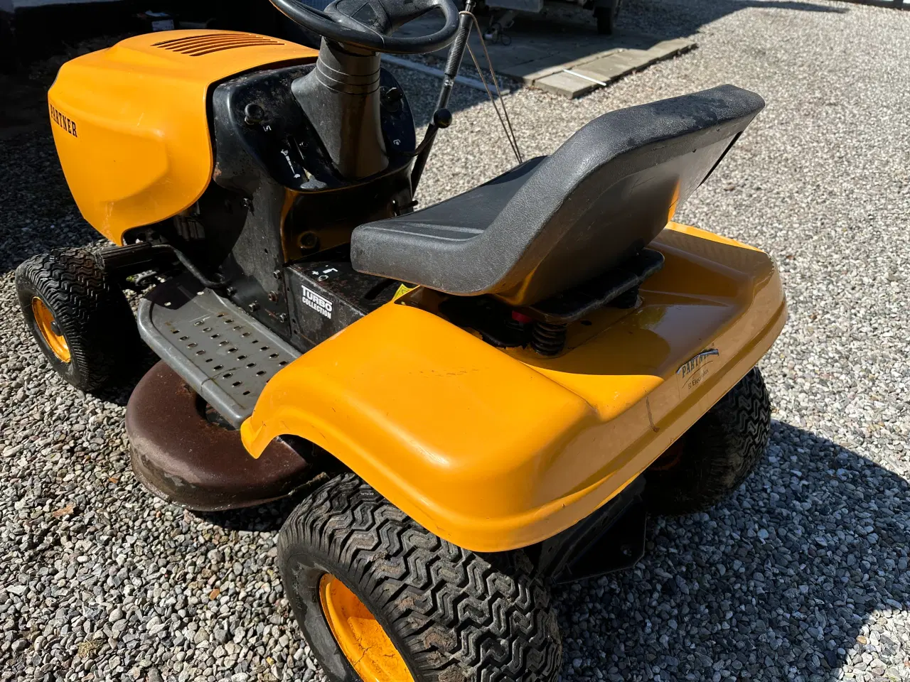 Billede 2 - Plæneklipper/traktor