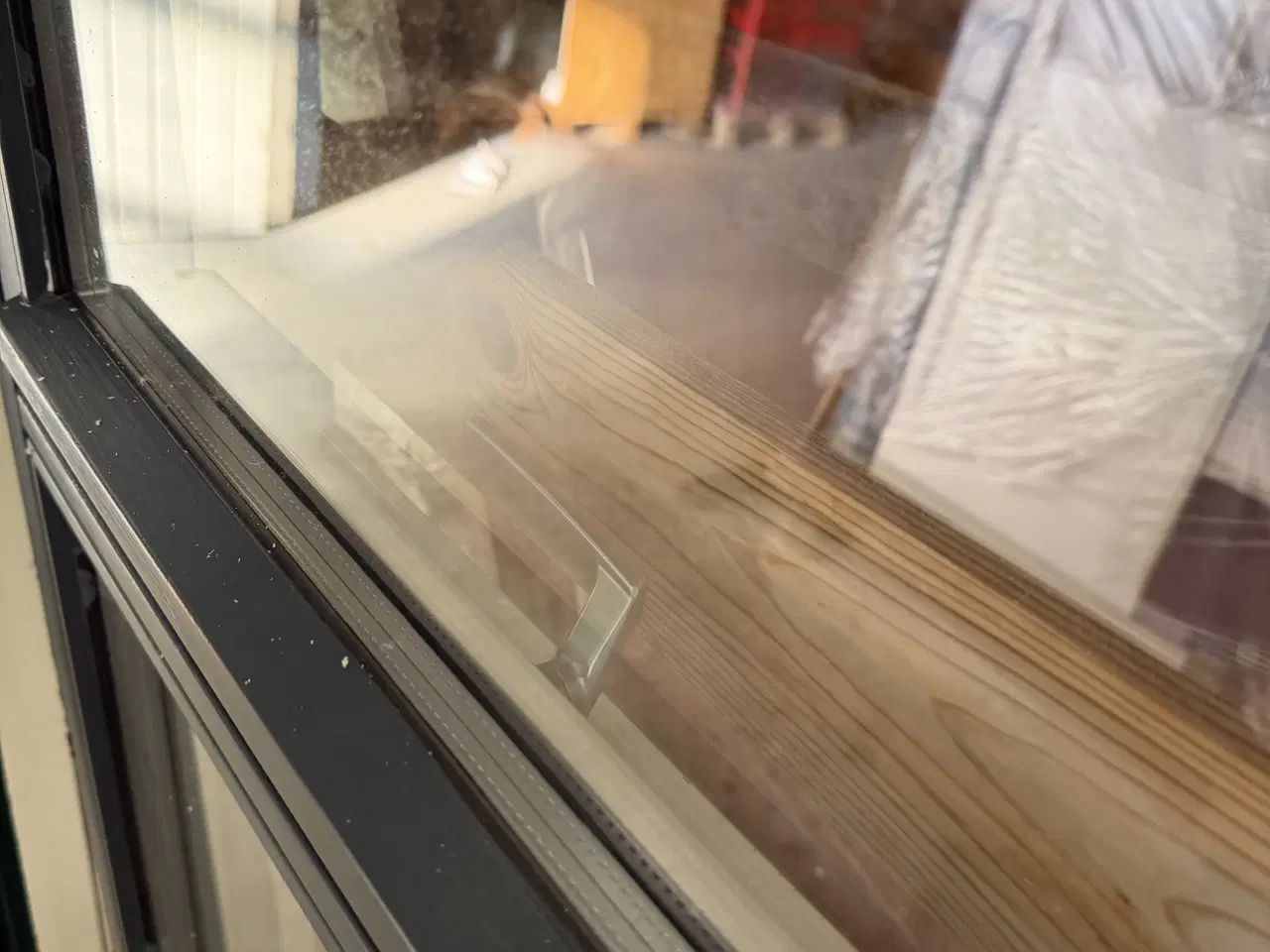 Billede 2 - Mørkegråt vindues/facadeparti 