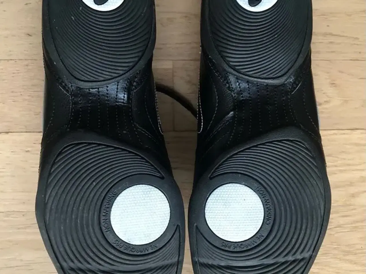 Billede 4 - Ubrugte læder Nike Musique