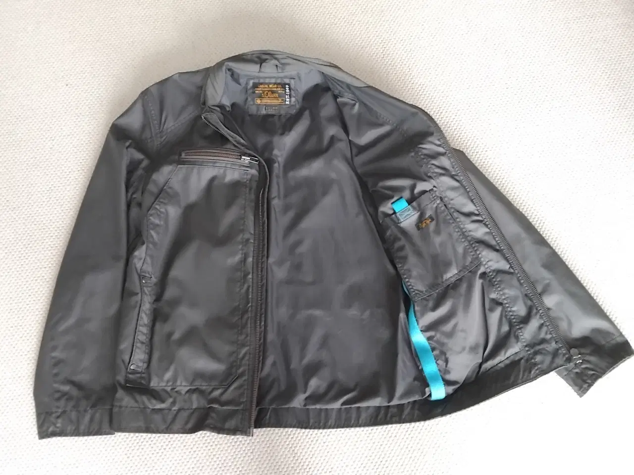 Billede 5 - s.Oliver Herre Jakke i antracit farve 