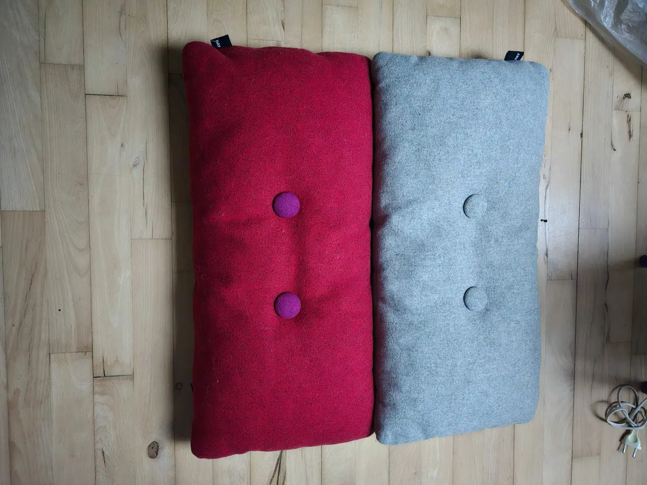 Billede 2 - Div puder, Bordlampe, sølv søjler til lys 