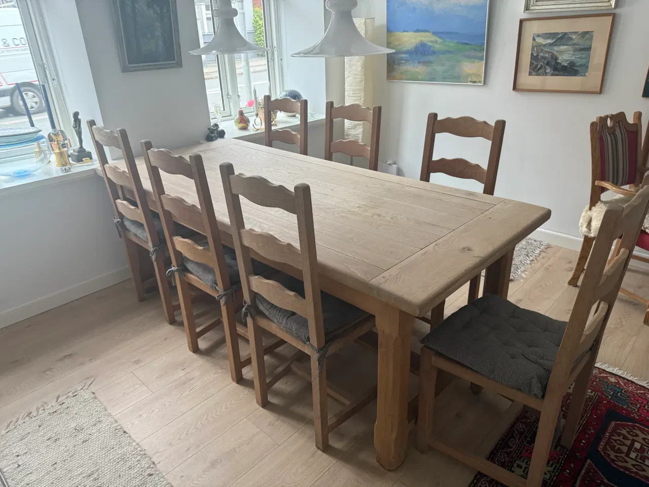 Billede 1 - Spisebord i massiv Eg