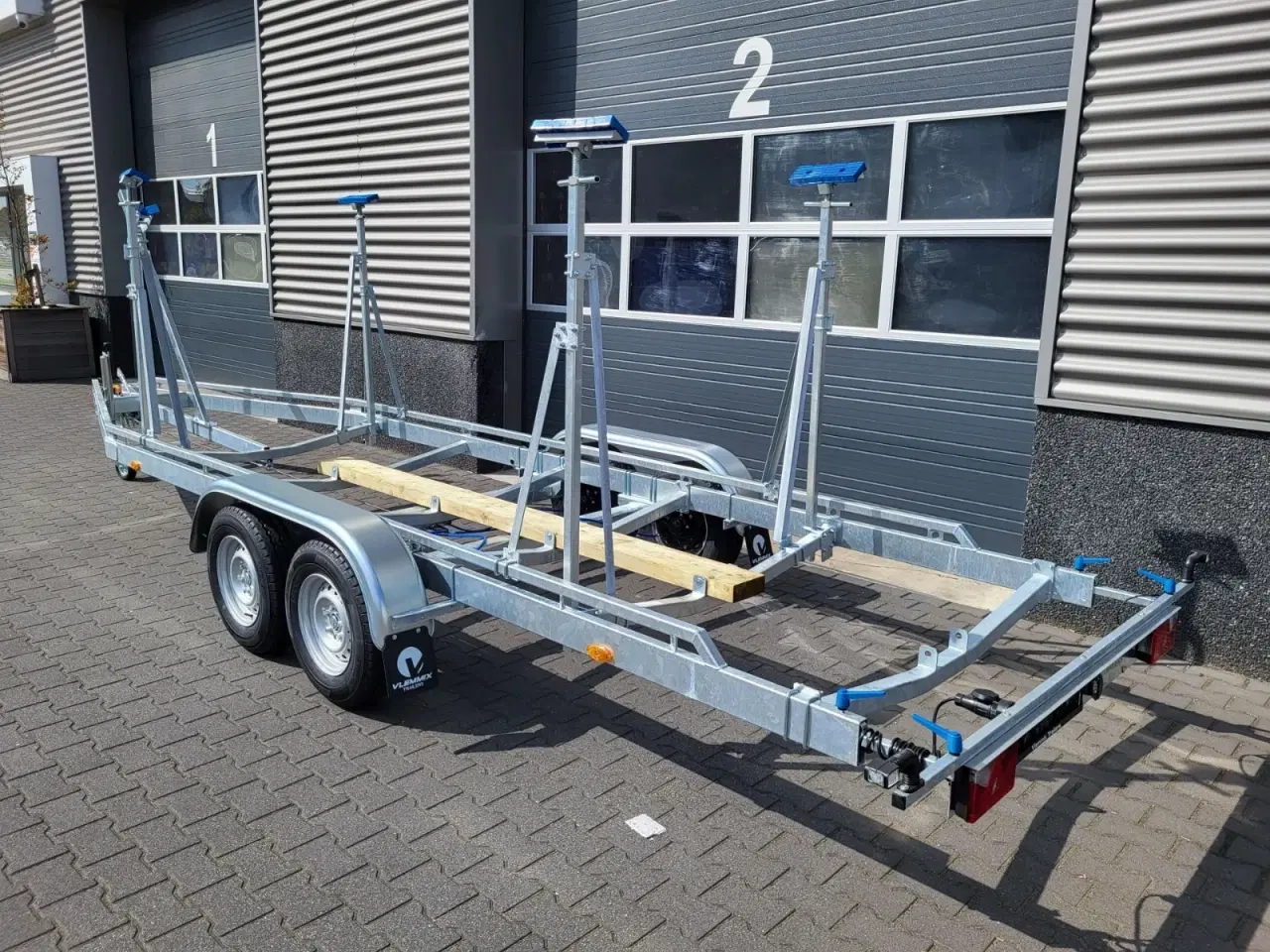 Billede 2 - Vlemmix Kølbådtrailer 780x220 2700
