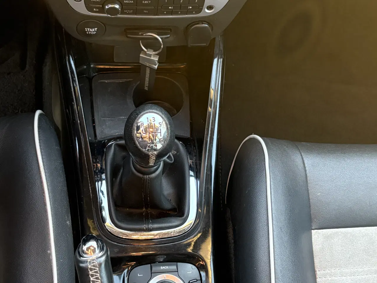 Billede 8 - Renault MEGANE 1.6 DCI 130hk sport Tourer Bose mod