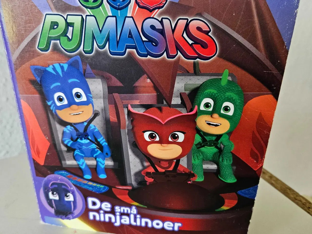 Billede 5 - 4 Pj mask bøger