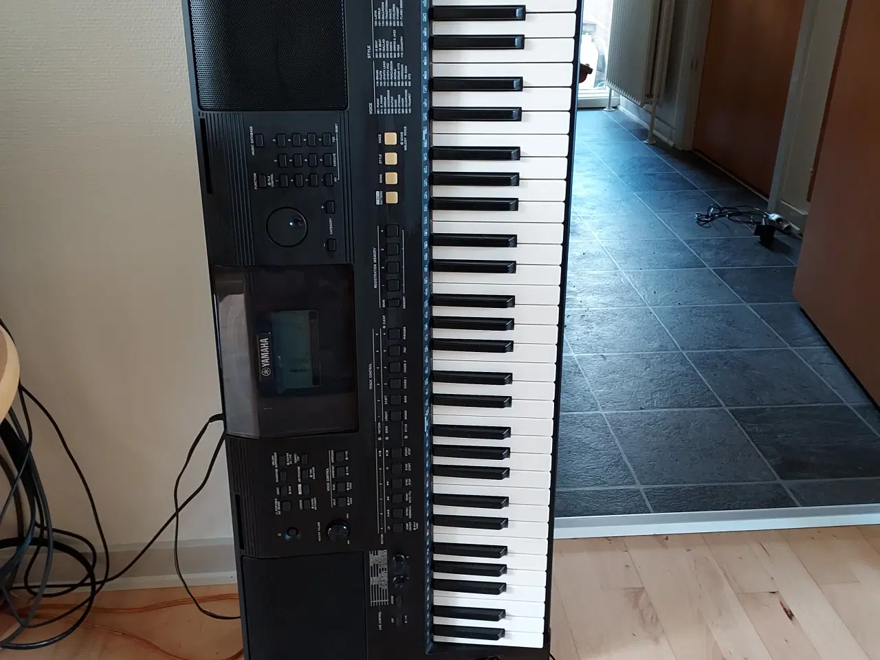 Billede 1 -  YAMAHA Digigital Keyboard PSR-E453