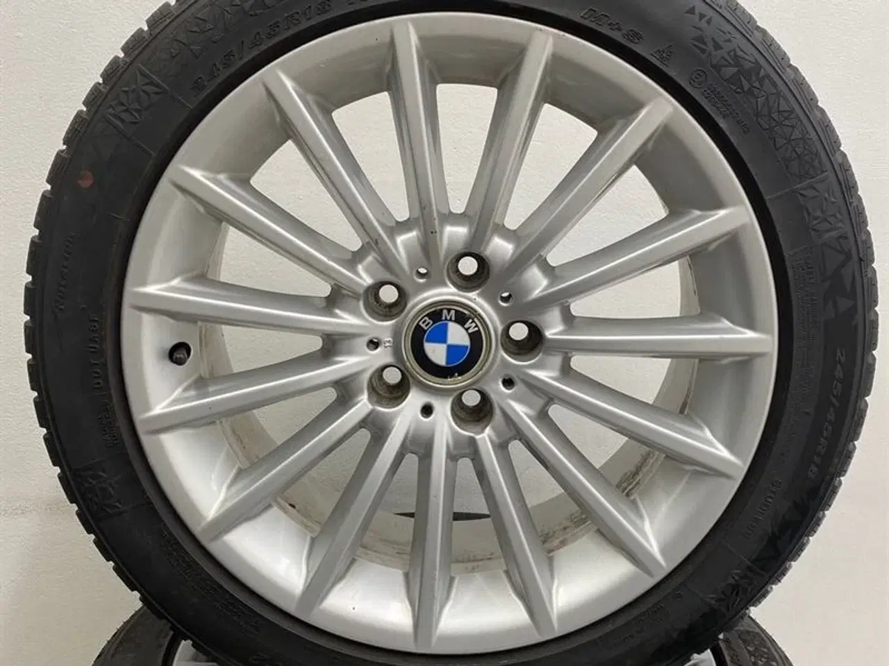 Billede 5 - 18" Org. BMW Alufælge med dæk "Radialspoke 237" A64093 BMW X1 (E84) F07 GT F10 F11 F12 F13 F06 GC F10 LCI F11 LCI F07 GT LCI X4 (F26) F06 GC LCI F12