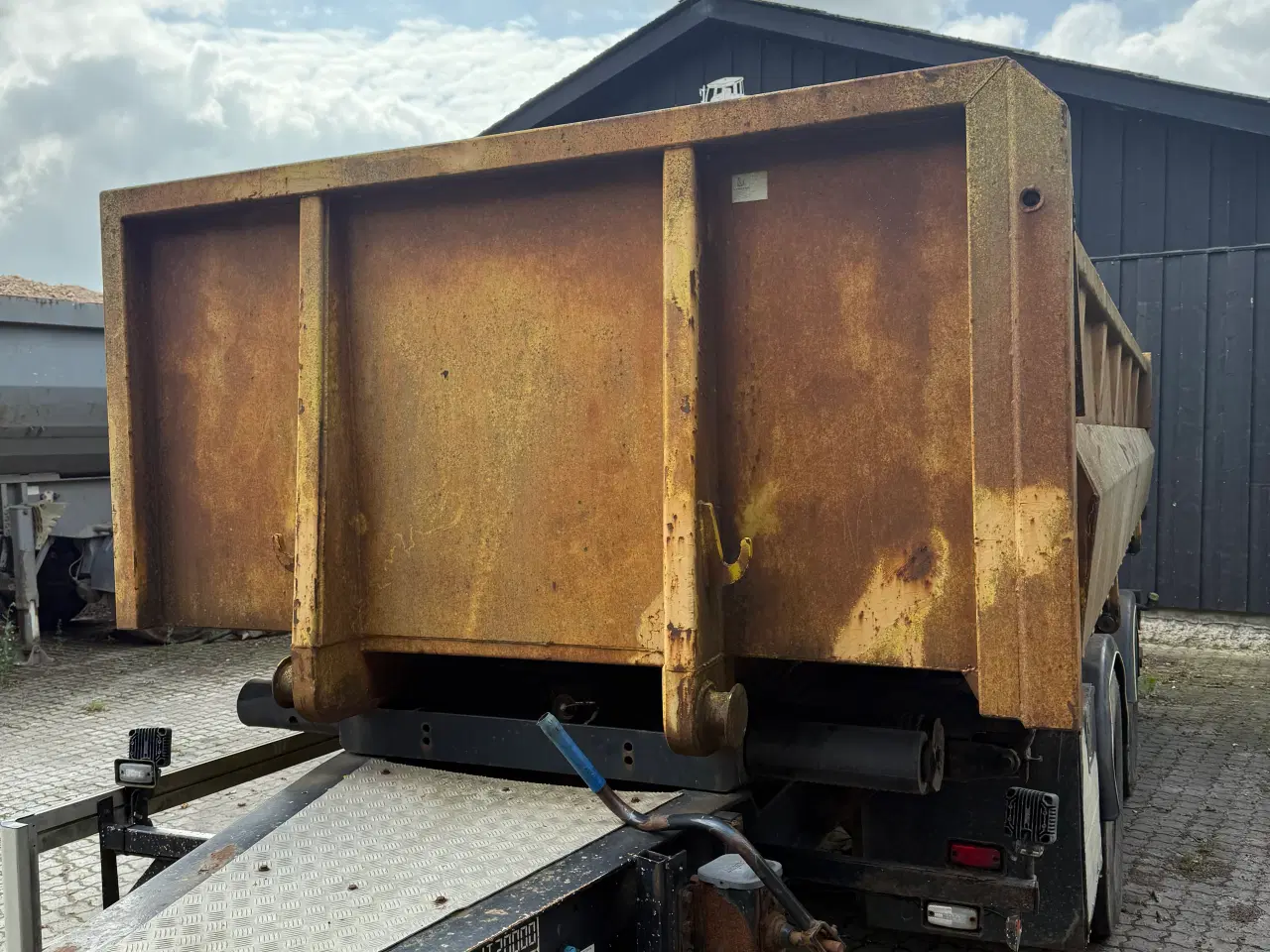 Billede 7 - Pedel hardox med luft bag ud og hud til siden 
