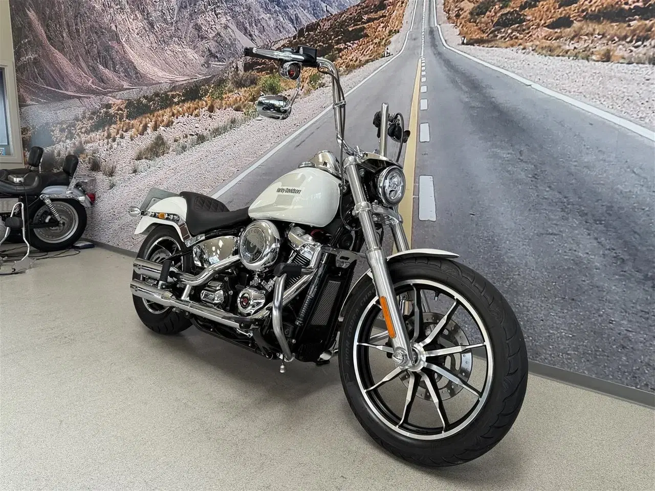 Billede 6 - Harley-Davidson FXLR Low Rider 107"