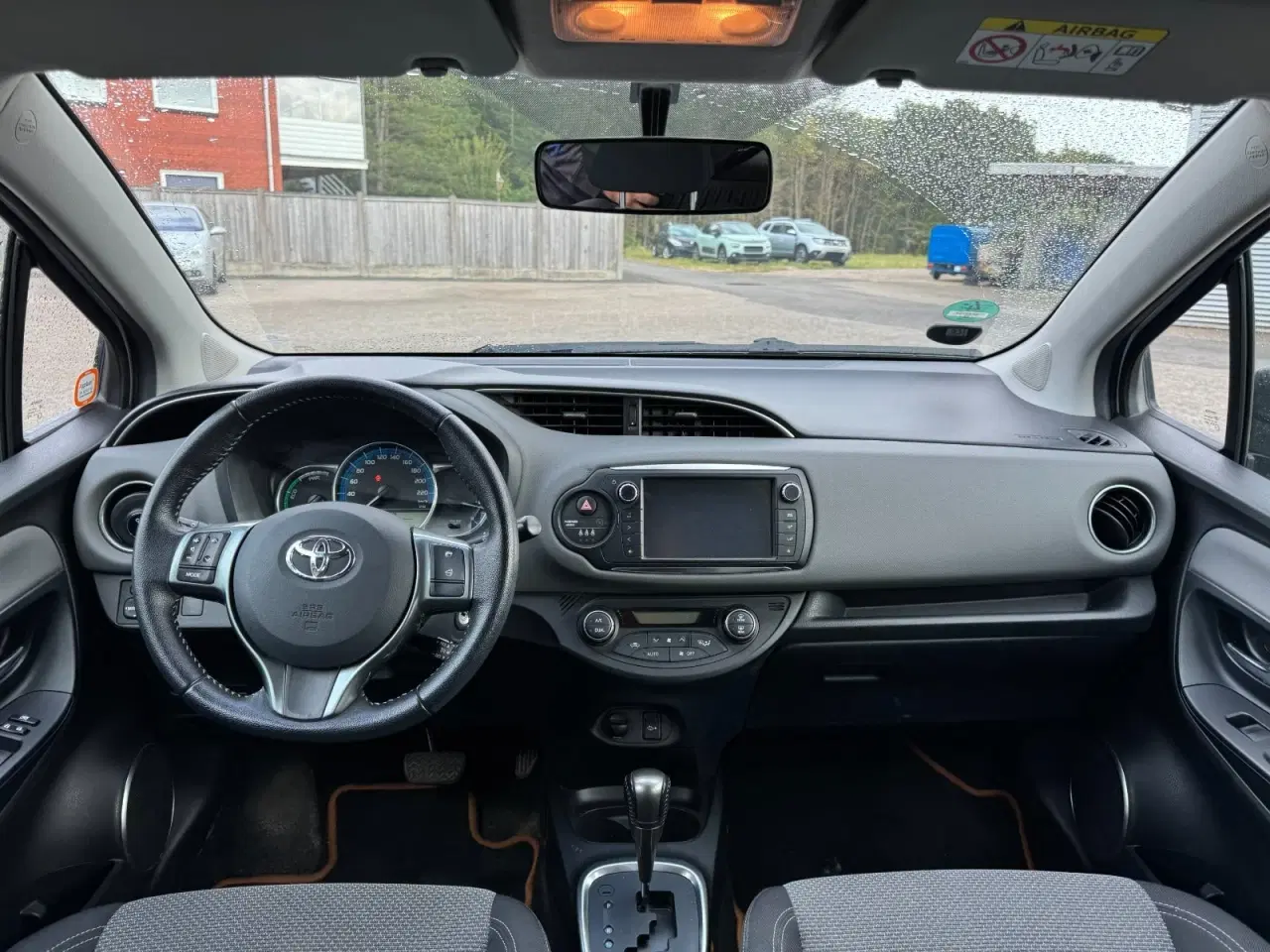 Billede 3 - Toyota Yaris 1,5 Hybrid H2 Komfort e-CVT
