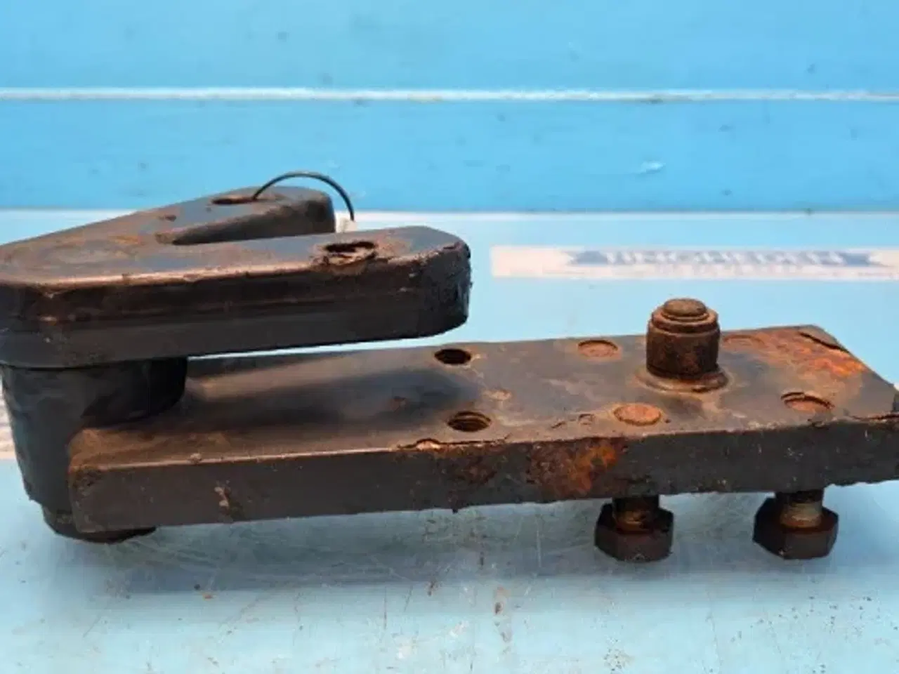 Billede 2 - New Holland TM190 Skærmholder 82025925