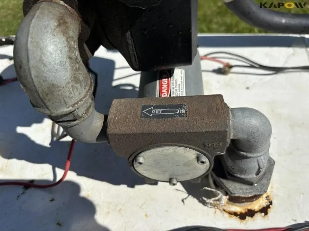 Billede 10 - - - - 300 liter olietank med el pumpe
