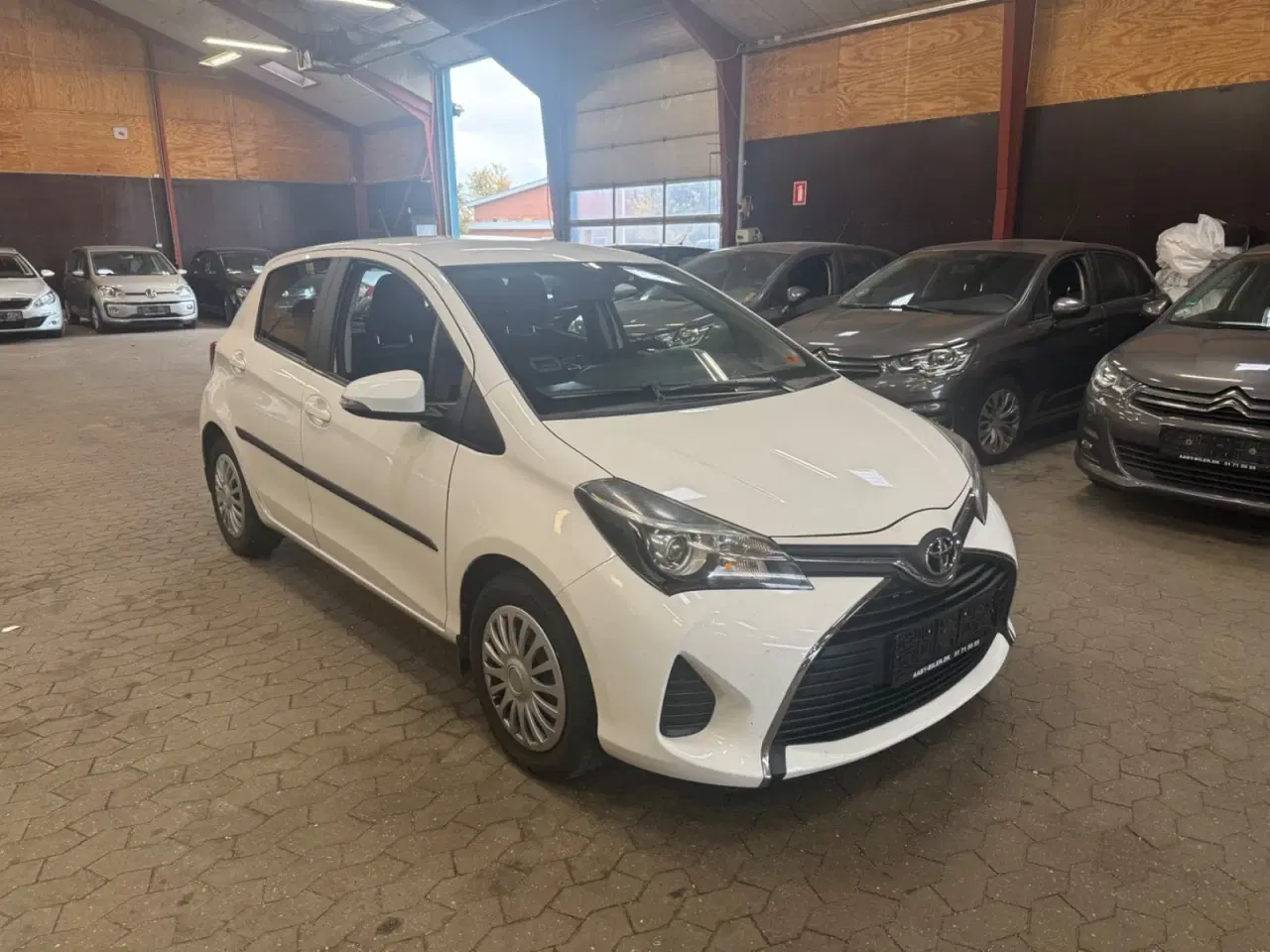 Billede 3 - Toyota Yaris 1,0 VVT-i T2 Komfort