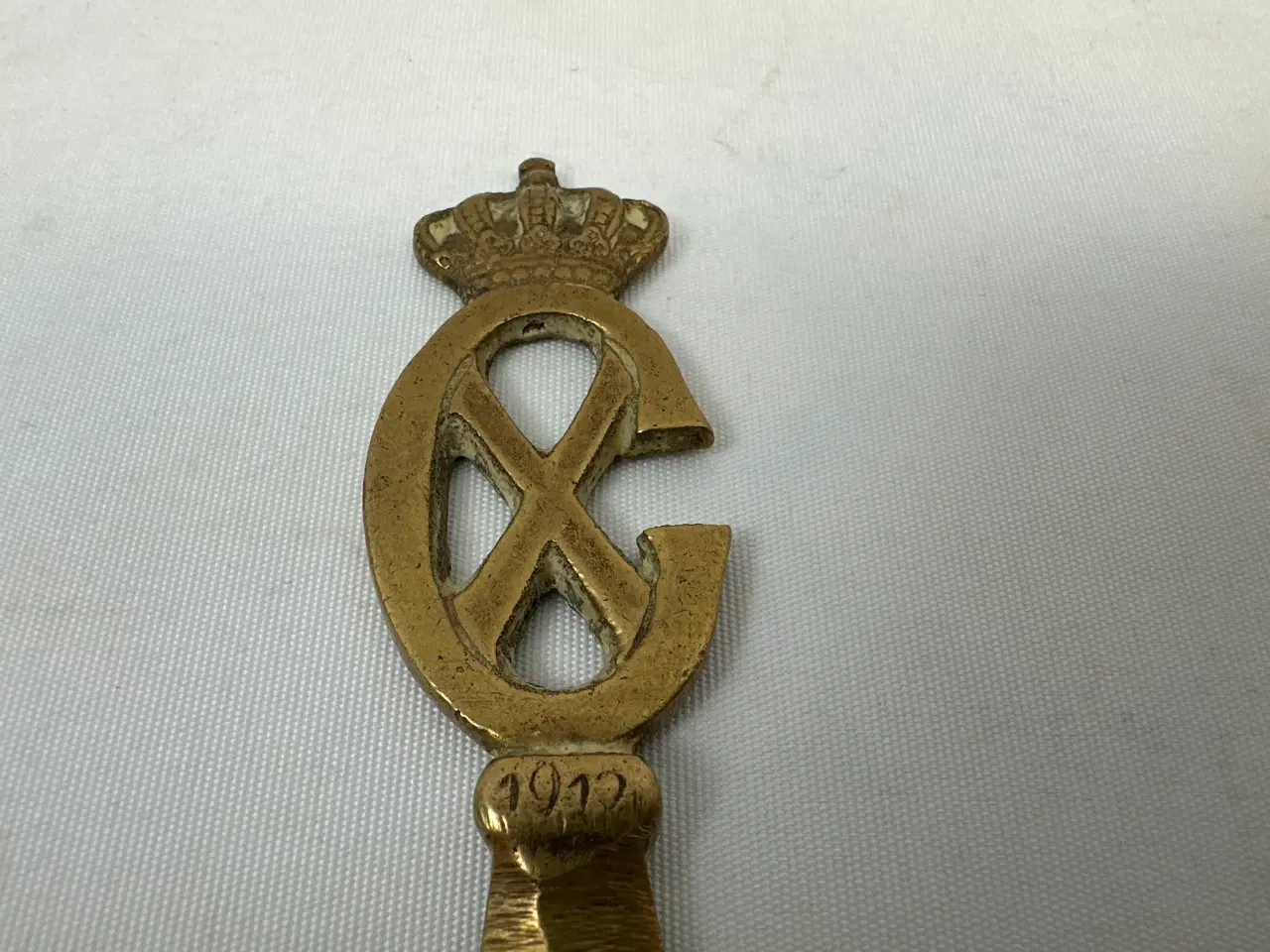 Billede 2 - Messing brevåbner / brevkniv m. kongeligt monogram