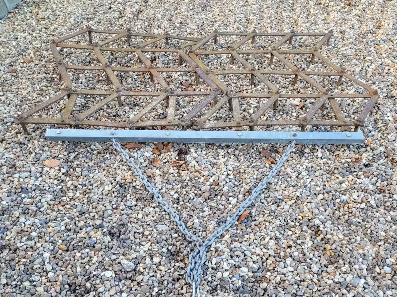 Billede 1 - Kraftig rive sælges 