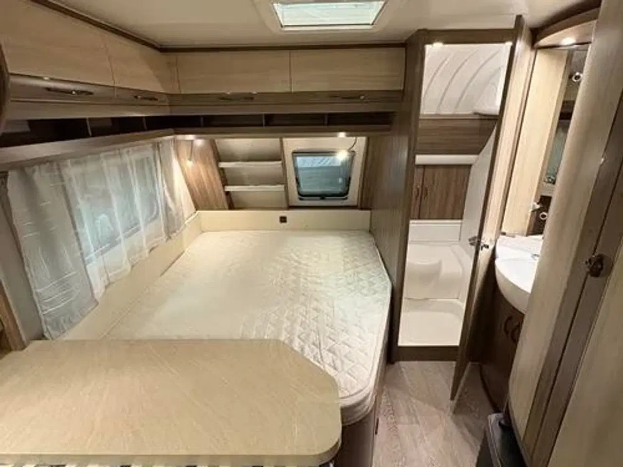 Billede 5 - Hobby DE LUXE 560 KMFe