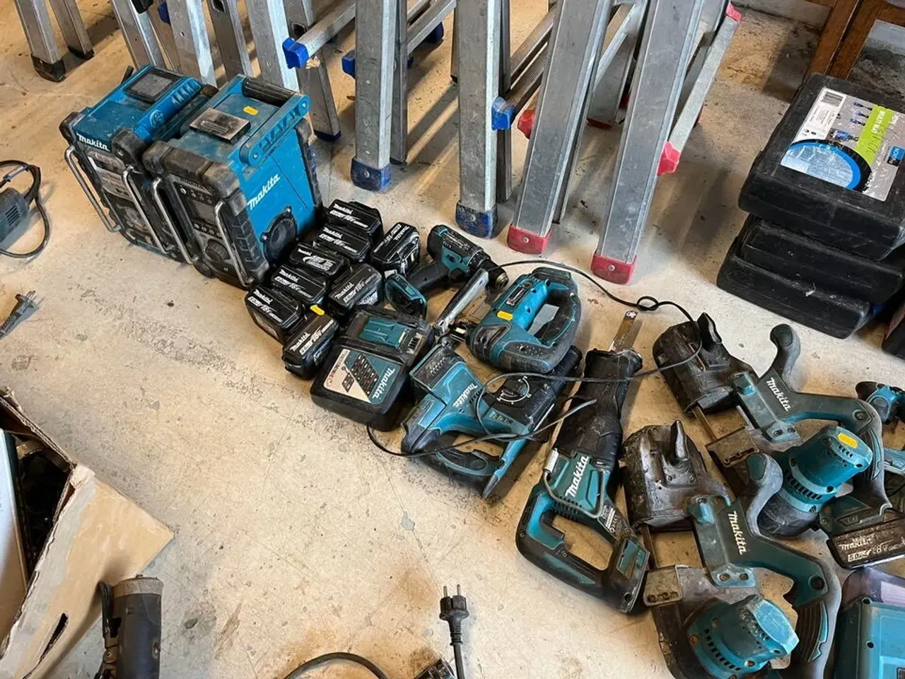 Billede 2 - Sortiment accu. værktøj, MAKITA