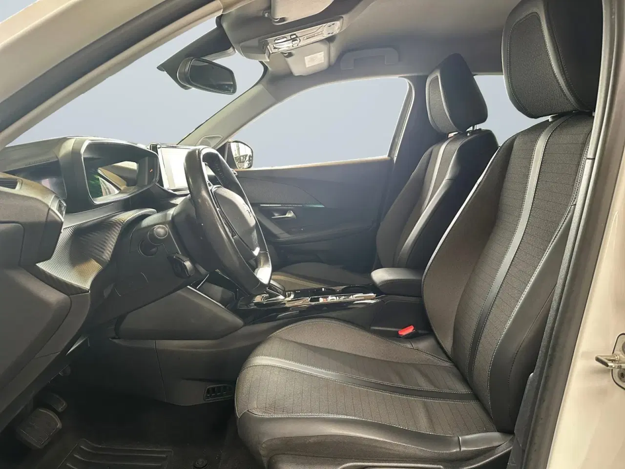 Billede 10 - Peugeot e-2008 50 Allure Pack