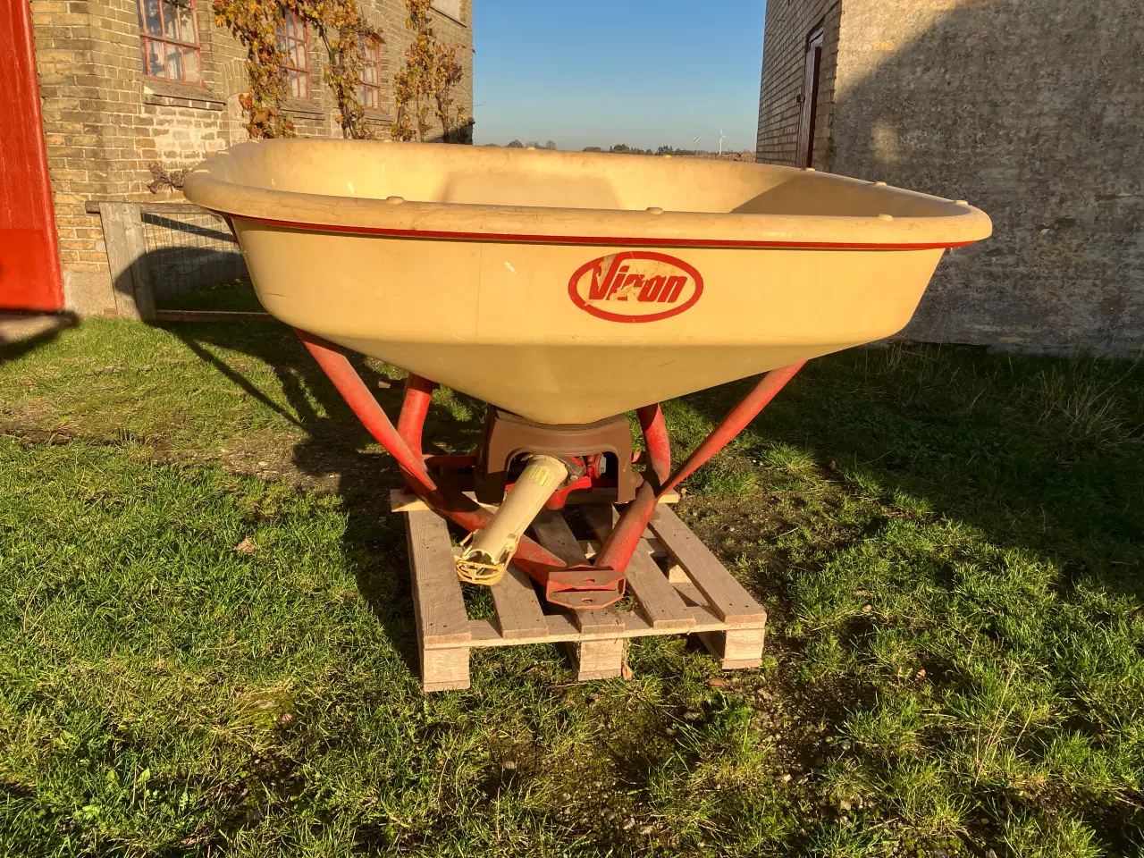 Billede 1 - Vicon gødningsspreder