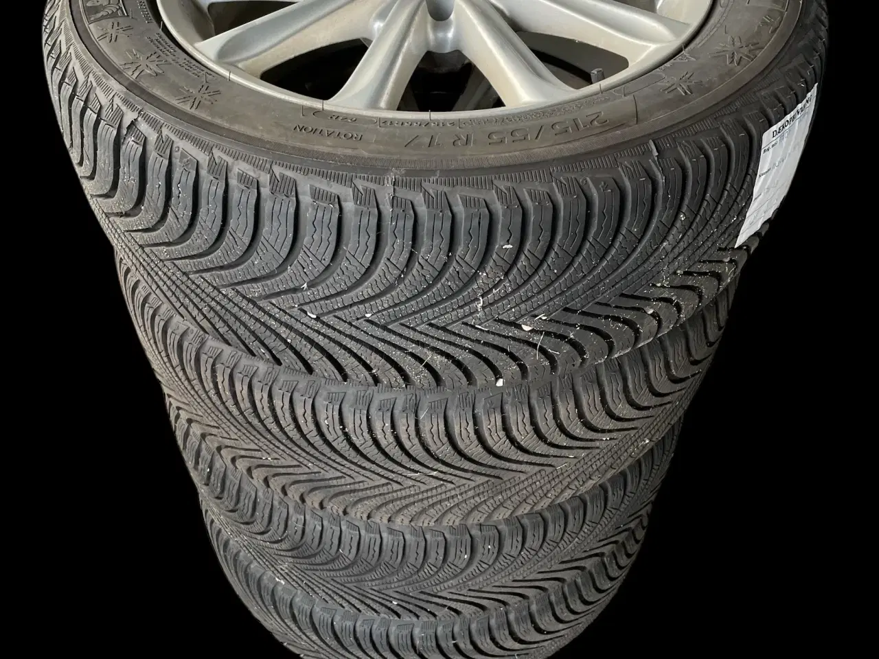 Billede 1 - 17 VW Passat 215/55r17 Ref.750 vinter