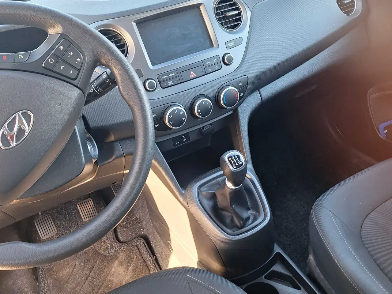 Billede 5 - Økonomisk lille bil