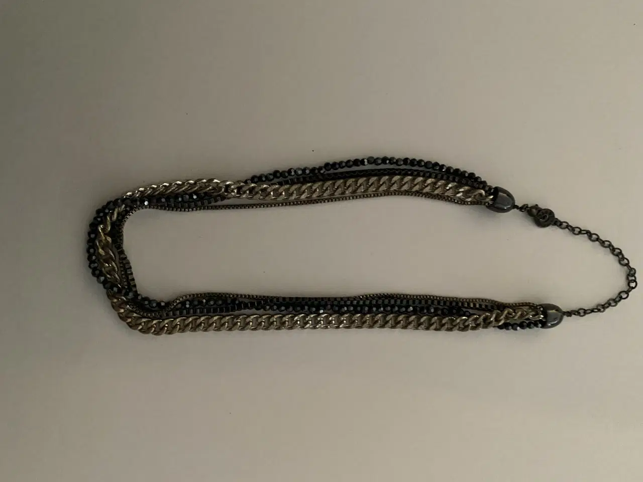 Billede 4 - Halskæder og armbånd oprydning kan sendes