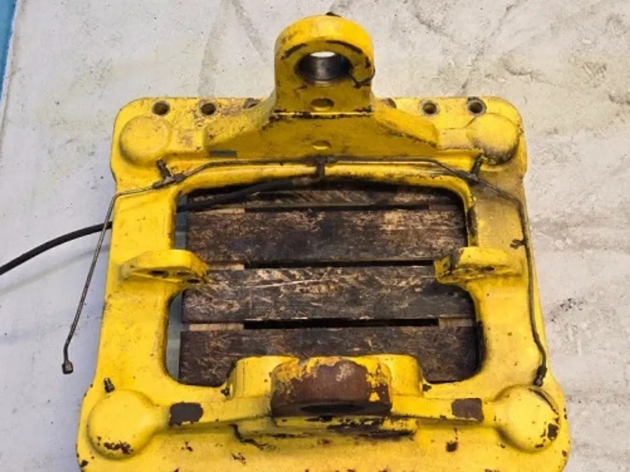 Billede 13 - New Holland LB115B Beslag 87356803