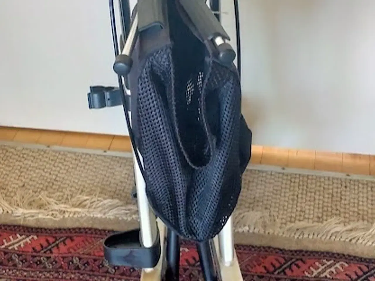 Billede 9 - LETVÆGTSROLLATOR - HVID