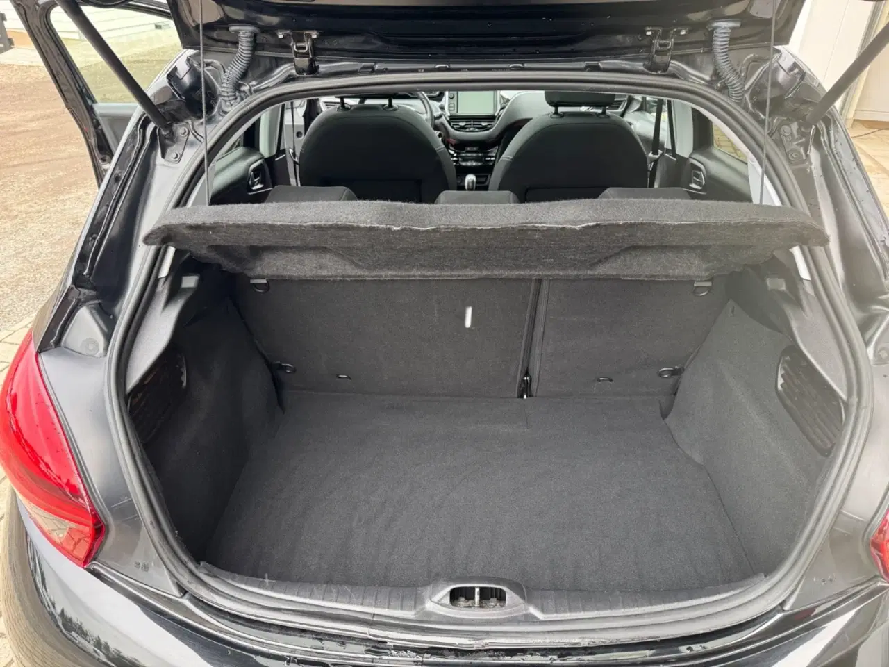 Billede 11 - Peugeot 208 1,2 PureTech 82 Allure Sky