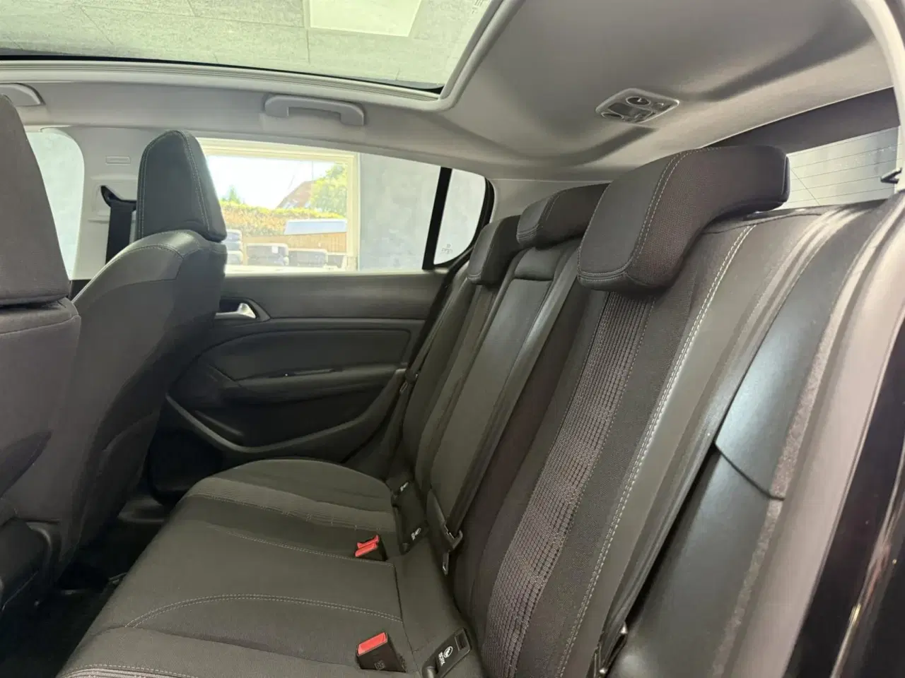 Billede 15 - Peugeot 308 1,6 BlueHDi Allure+ 120HK 5d