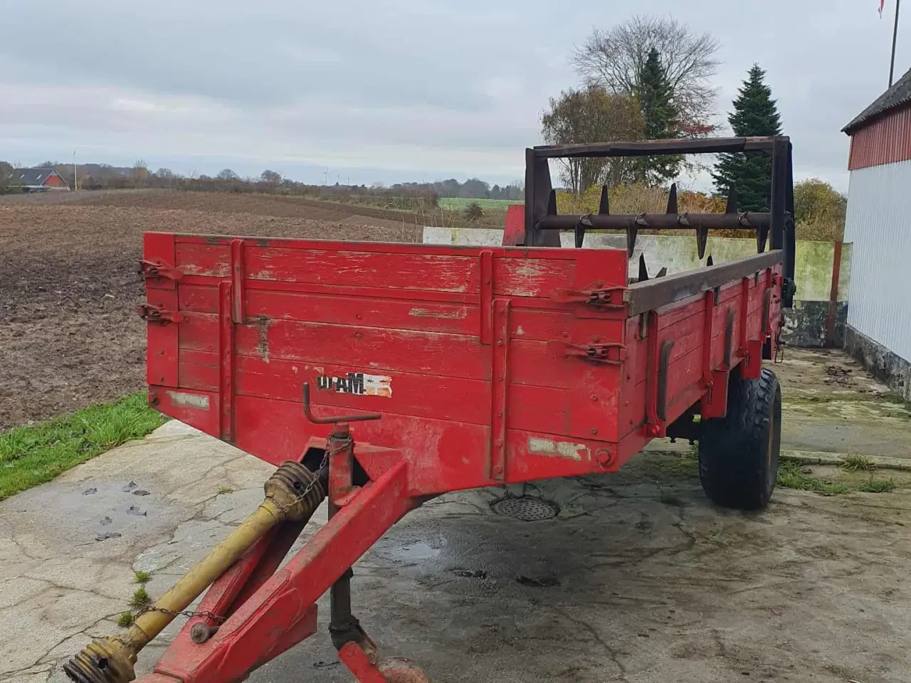 Billede 2 - Tim vogn 5,5t med møgspreder