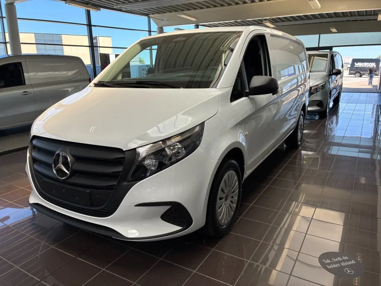 Billede 1 - Mercedes Vito 114 2,0 CDi A2 Kassevogn PRO aut. RWD