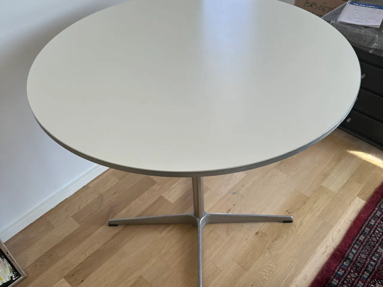 Billede 3 - Café bord - Fritz Hansen Piet Hein - Ø75 cm - H 70