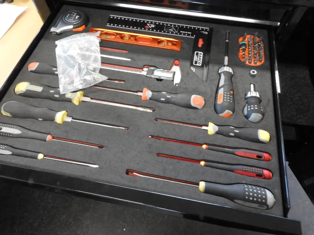 Billede 3 - Værktøjsvogn med komplet indhold, Bacho