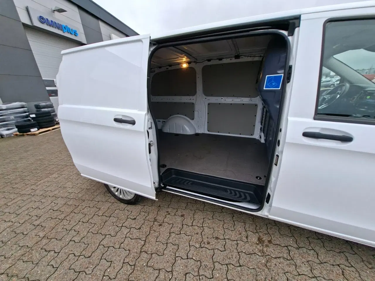 Billede 5 - Mercedes Vito 114 2,0 CDi A1 Kassevogn PRO RWD
