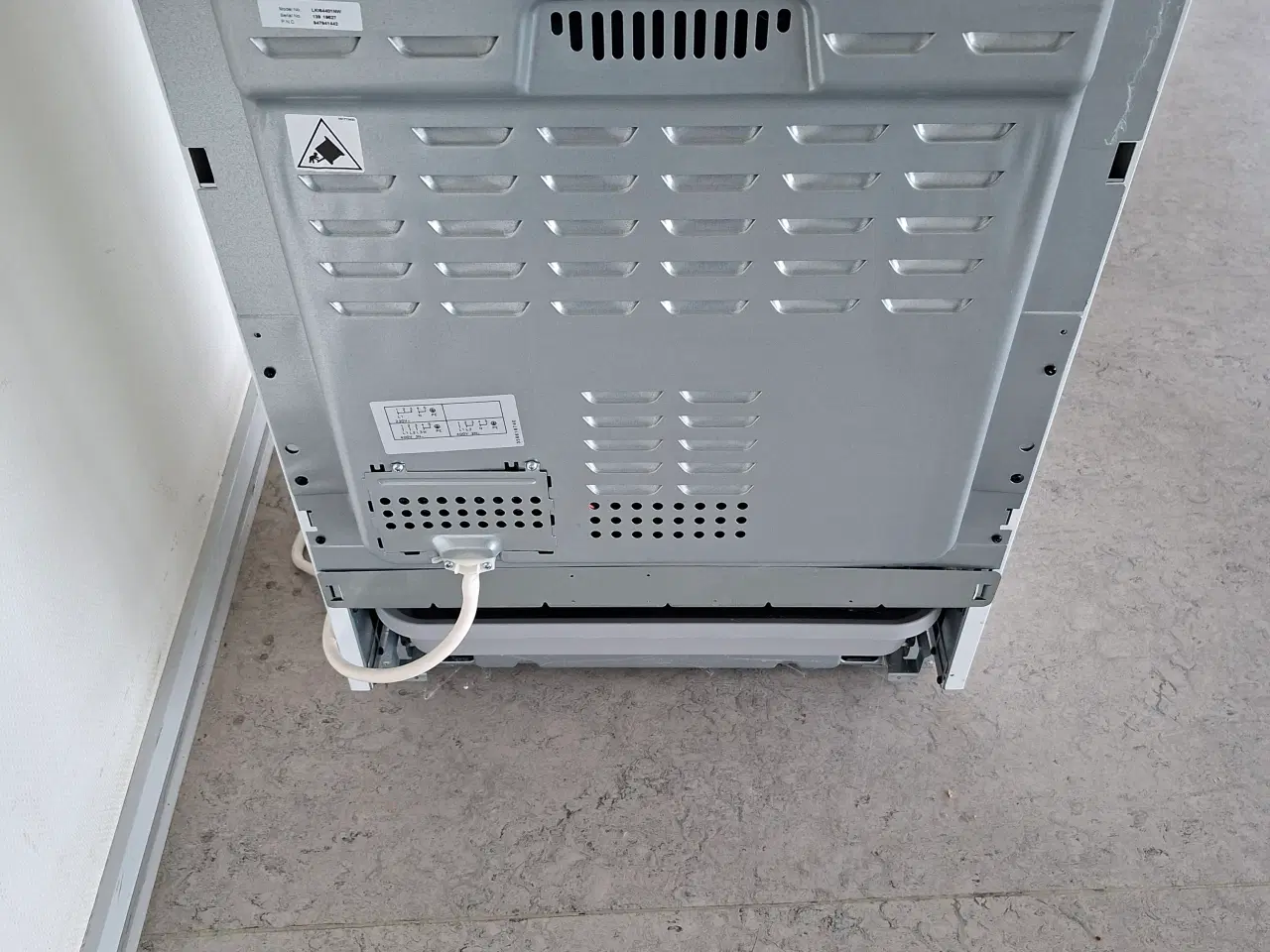 Billede 3 - Electrolux komfur fra 2021 sælge for 1200 kr