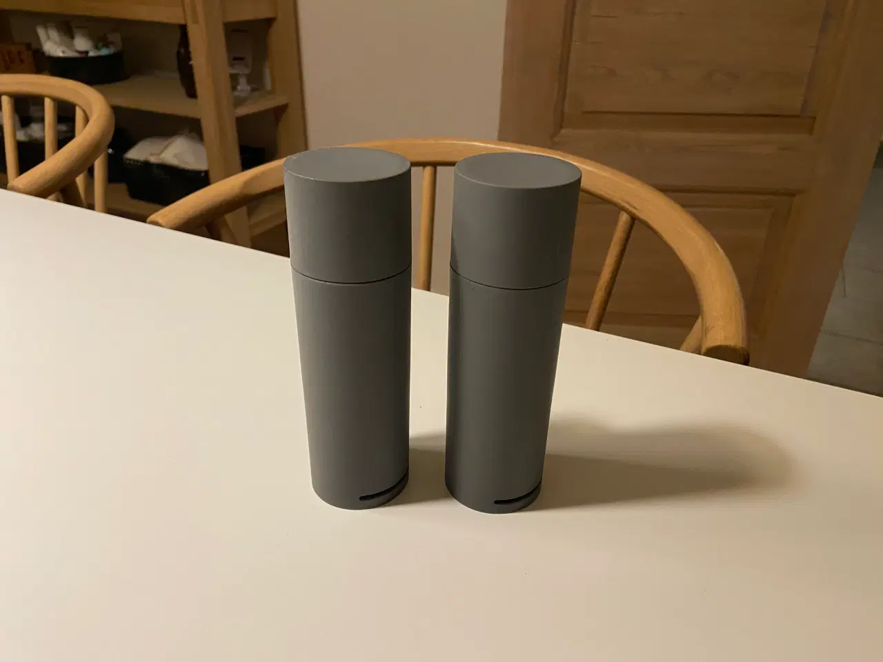 Billede 4 - Zone Rör salt/peber kværn, grå